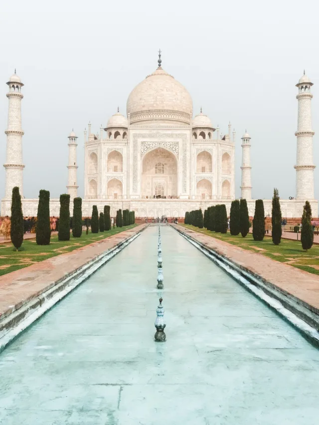 Taj Mahal: Symbol of Eternal Love and Romance