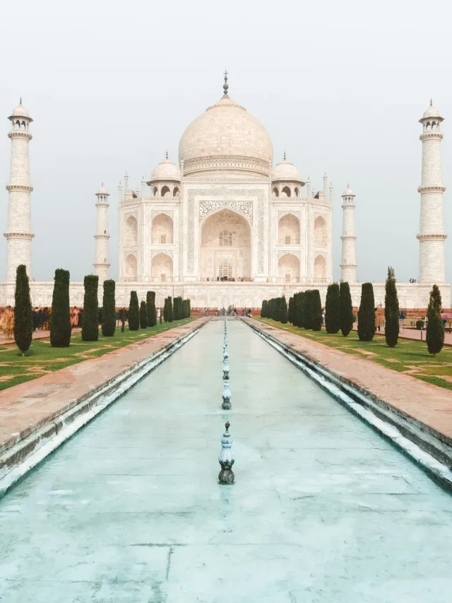 Top 10 Must Visit Historical Monuments in Agra